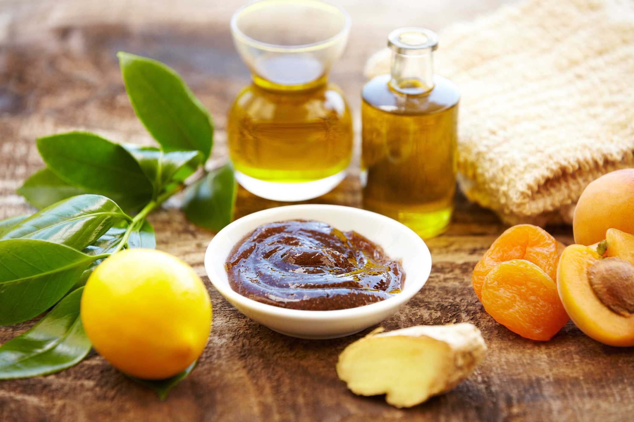 Витамин е рецепты масок. Оливковое масло и мед. Растительные масла в косметологии. Масло оливковое с имбирем. Натуральные масла в косметологии.