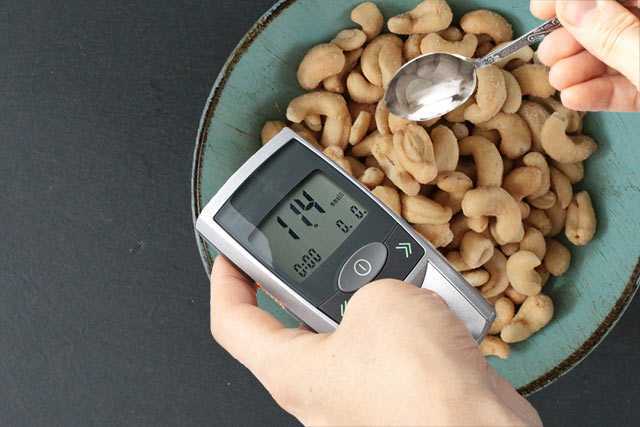 Орехи и арахис при сахарном диабете можно ли есть диабетикам
